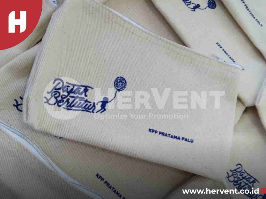 Pouch - PAJAK BERTUTUR